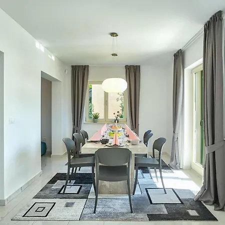 Clara Melodie Labinci