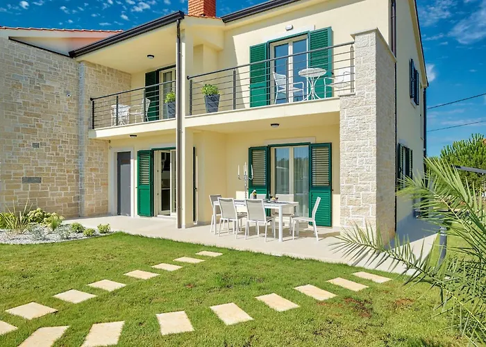 Clara Melodie Labinci