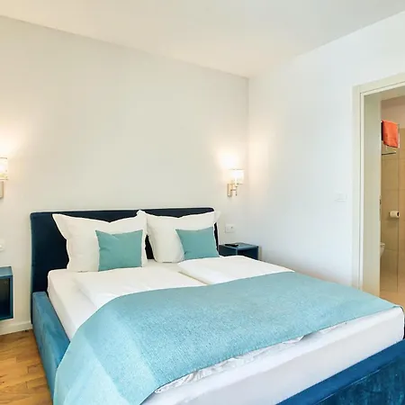 Clara Melodie Nyaraló Labinci