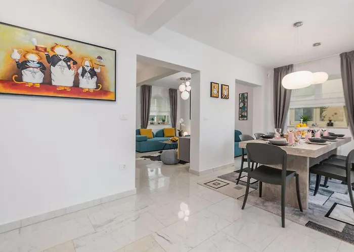 Clara Melodie Tatil Evi Labinci